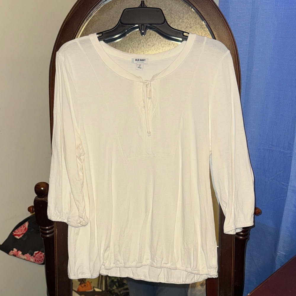 Old Navy Women's Ivory Blouse